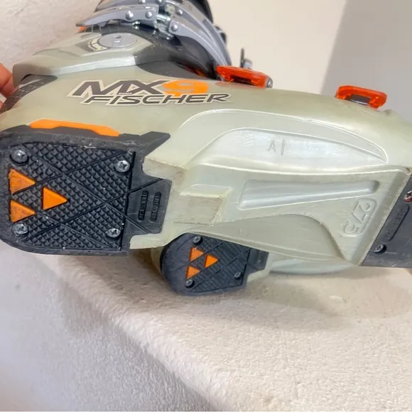 FISCHER Soma MX9 Ski Boots, Size 27.5, Soma Tec