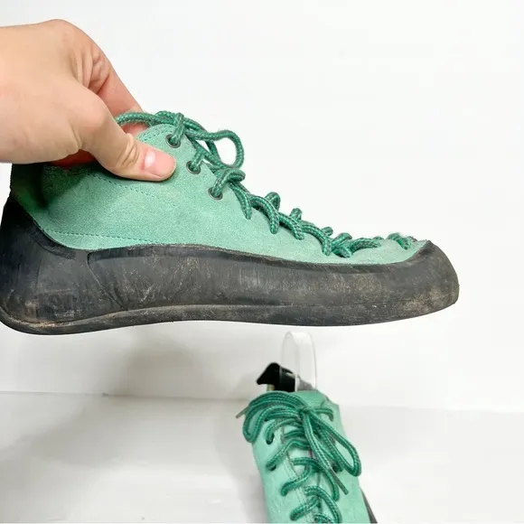 Five Ten Stealth C4 Rock Climbing Shoes Green Size 9.5 Men’s