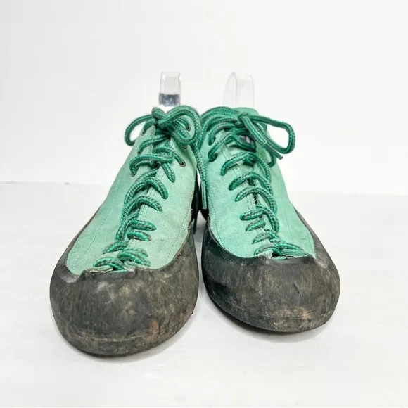 Five Ten Stealth C4 Rock Climbing Shoes Green Size 9.5 Men’s
