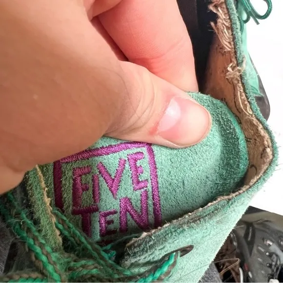 Five Ten Stealth C4 Rock Climbing Shoes Green Size 9.5 Men’s