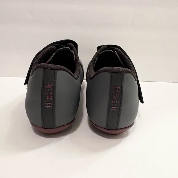 Fizik Terra Powestrap G4 Men’s cycling shoes EU 43 US 9.5 Gray and Black.