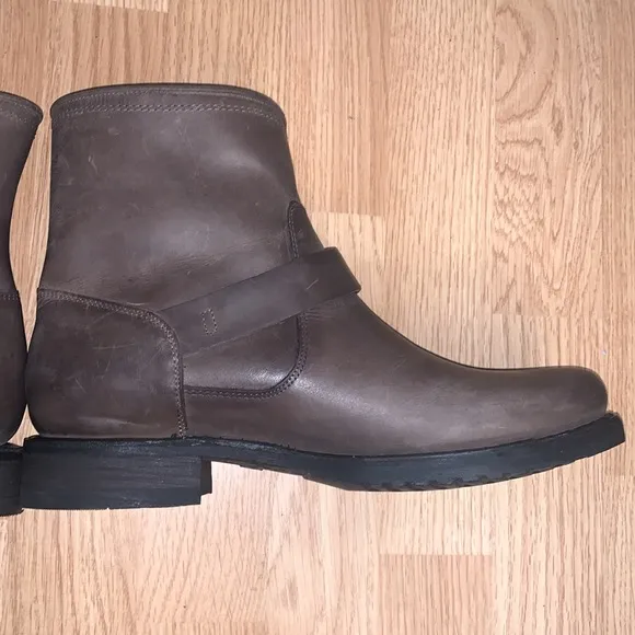 Frye Veronica Shearling Lined Moto Boots Leather Waterproof Ankle Bo…