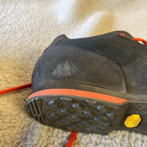 Giro Rumble VR Mountain Bike Cycling Shoes Men 10.5 Black Red Laces Vibram Soles