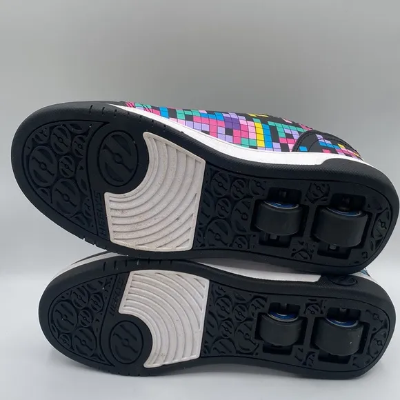 Heelys Black Multicolor Skate Shoes/ USA Size 6 Youth