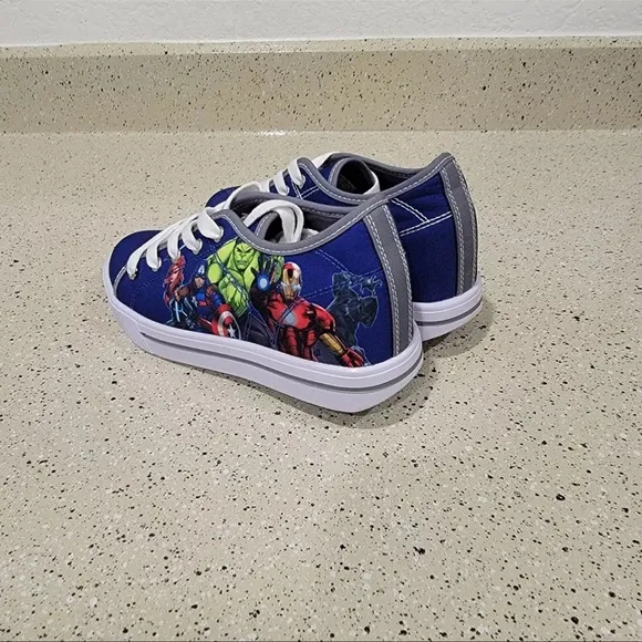 Heelys Blue Marvel Avengers Wheeled Skate Shoes