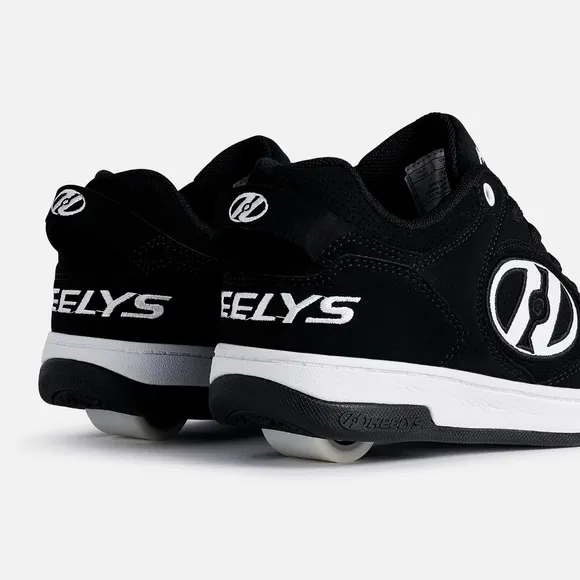 🆕HEELYS&quot; VOYAGER  BLACK &amp; WHITE SKATE SHOES