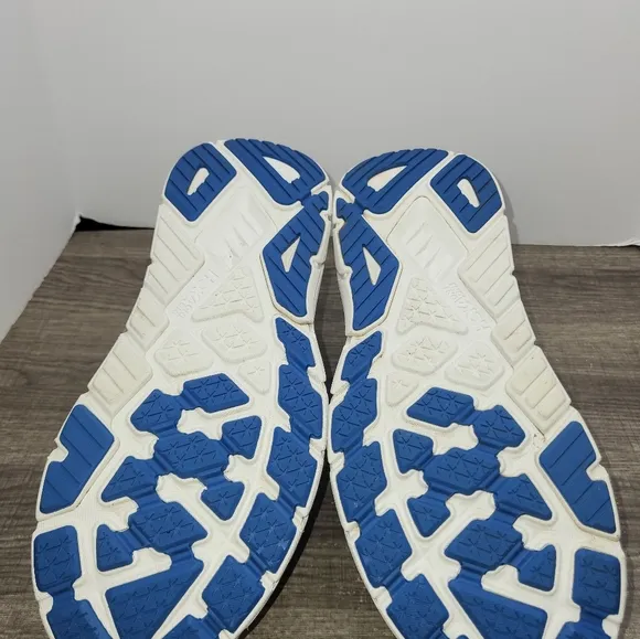 Hoka One One Arahi 7 Running Shoes White Blue Men's Size 12 D Sneaker