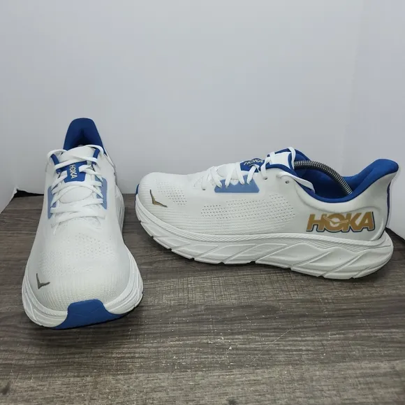 Hoka One One Arahi 7 Running Shoes White Blue Men's Size 12 D Sneaker