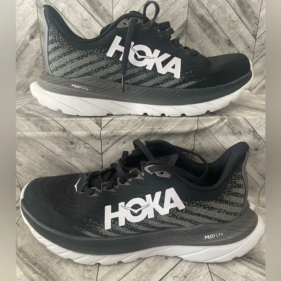 Hoka One One Mach 5 Women's Size 9B Black Running Shoes Sneakers