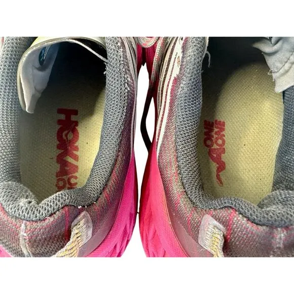 HOKA ONE ONE Speedgoat 4 Running Gym Shoes Pink Gray Women’s Size 6.5 MINT