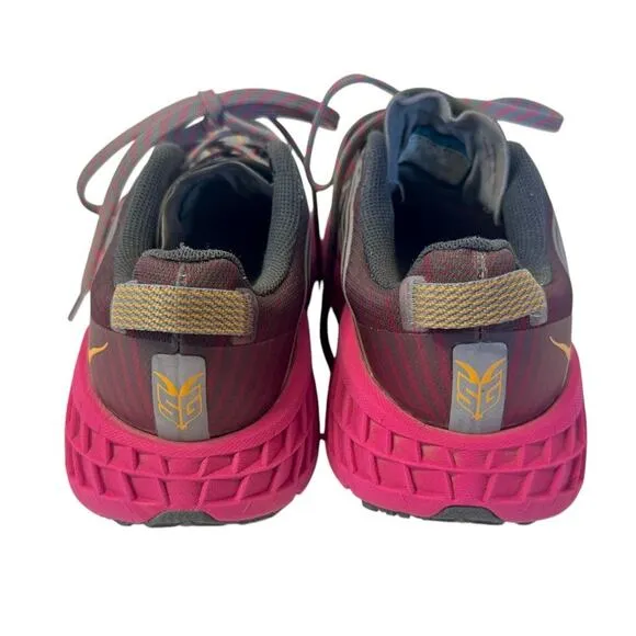 HOKA ONE ONE Speedgoat 4 Running Gym Shoes Pink Gray Women’s Size 6.5 MINT