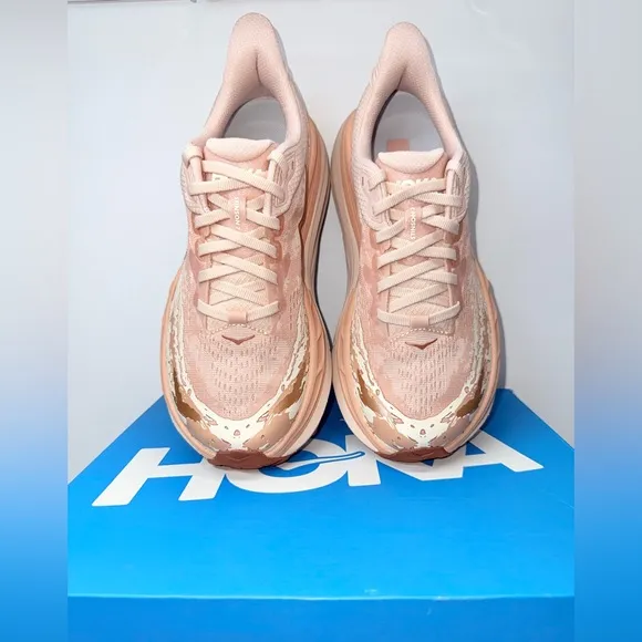 HOKA ONE ONE STINSON 7/SALMON