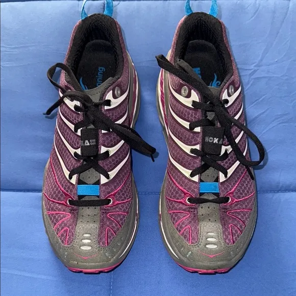 Hoka One One Stinson Evo OG Unisex Hybrid Running Shoes M8/W9 Aubergine Fuschia!