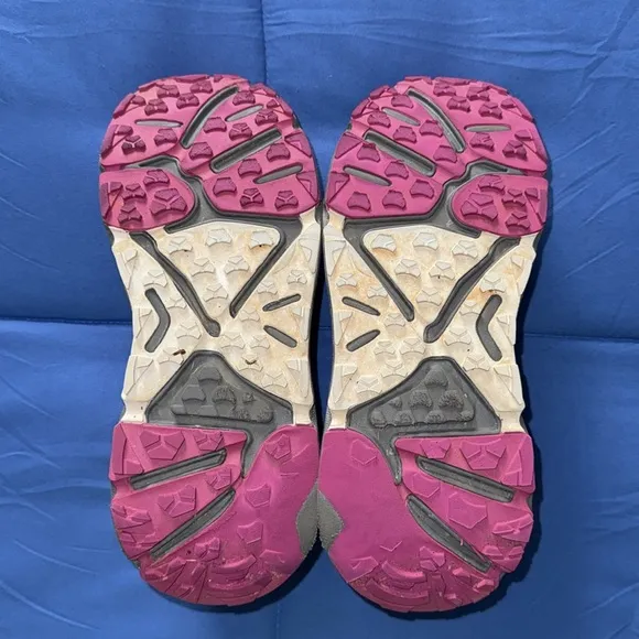 Hoka One One Stinson Evo OG Unisex Hybrid Running Shoes M8/W9 Aubergine Fuschia!