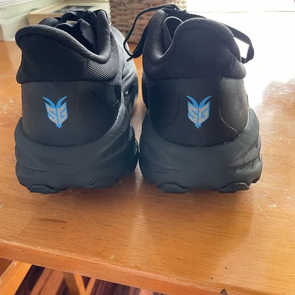 Hoka One Speedgoat 5 GTX Spike Trail Running Shoes NEW Mens Size 9