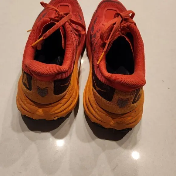 Hoka Speedgoat 5 mens running shoes. Size 9.5