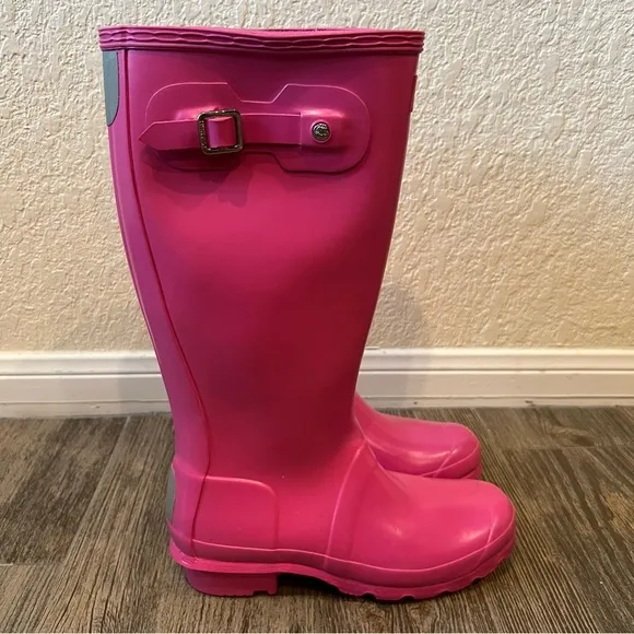 Hunter Original hot pink waterproof tall rain boots