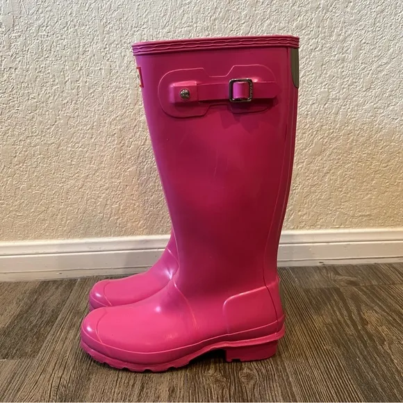 Hunter Original hot pink waterproof tall rain boots