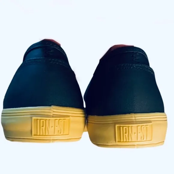 IRON FIST The Winston navy canvas lace up skate shoe deck shoe mens size 7 NWOB