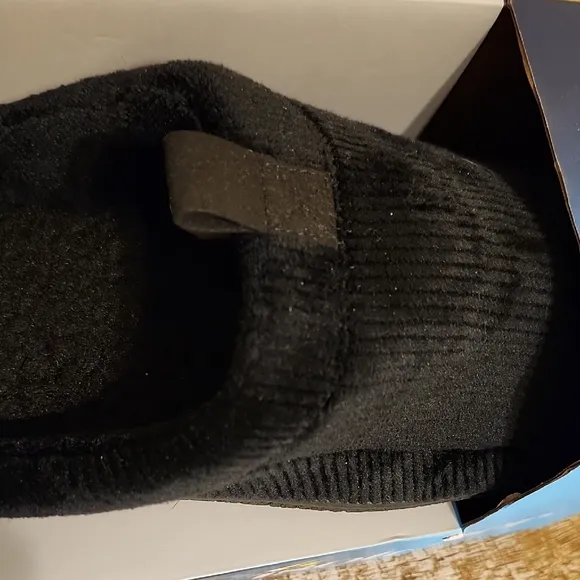 Isotoner Black Loafers Slip-Ons Comfortable Footwear