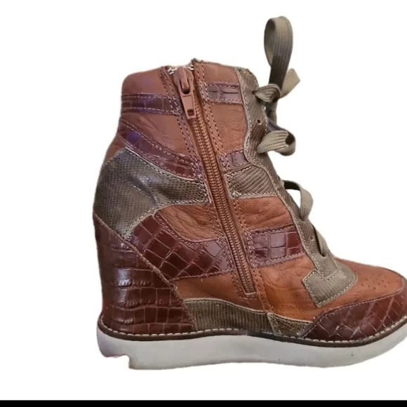 Jeffrey Campbell Womens Brown Leather Hidden Wedge High Top Sneaker 7.5