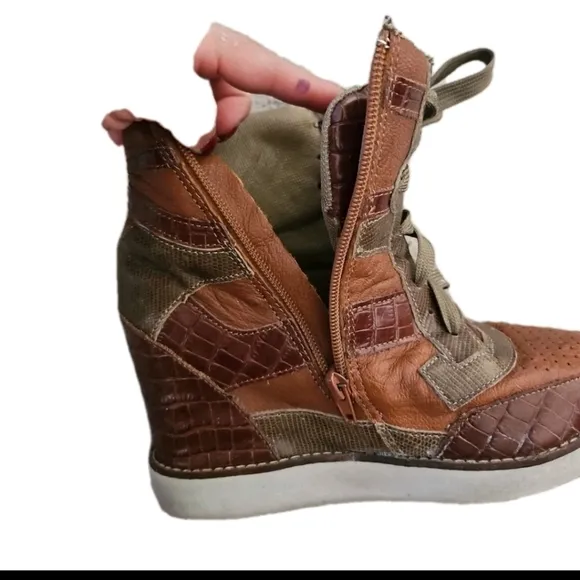 Jeffrey Campbell Womens Brown Leather Hidden Wedge High Top Sneaker 7.5