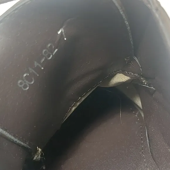 JOHNSTON &amp; MURPHY Runnell Chukka Camel Brown Sheep Skin Shoes Size 8.5M