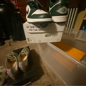 Jordan 1 Low Kids Shoes - White and Green