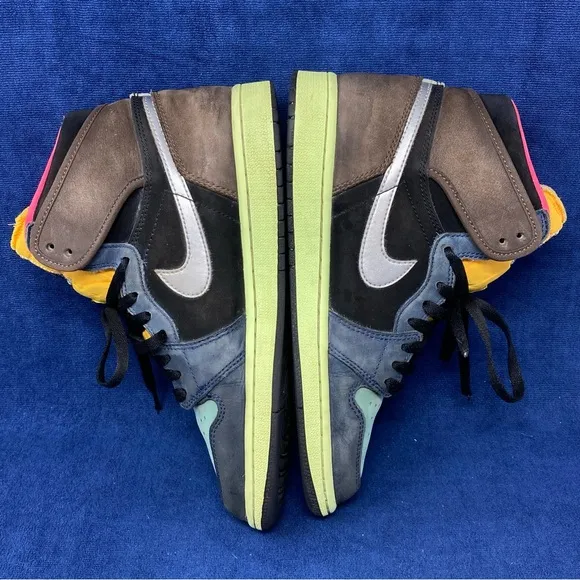 Jordan 1 retro high ‘bio hack’ mens size 9 pre owned