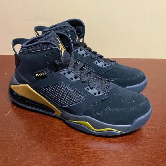 Jordan Boys Mars 270 BQ6508 007 Shoes