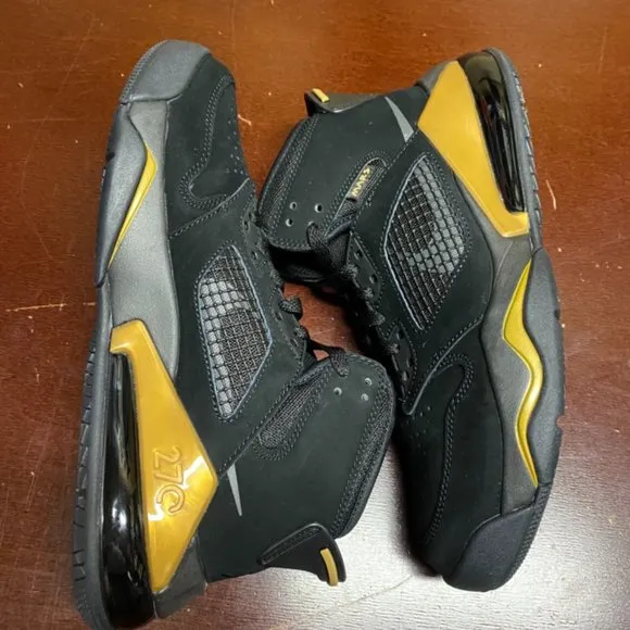 Jordan Boys Mars 270 BQ6508 007 Shoes