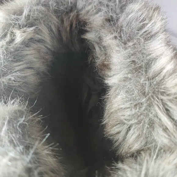 Khombu Womens North Star Waterproof Winter Boots Tan Sz 9, Leather, Fur inside.