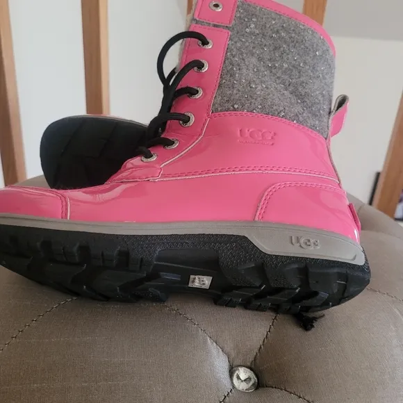 Kids UGG waterproof boots. Size 3.