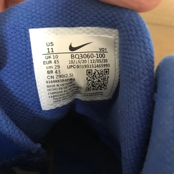 Kyrie Flytrap 3 White Varsity Royal Men’s Basketball Shoes - size 11
