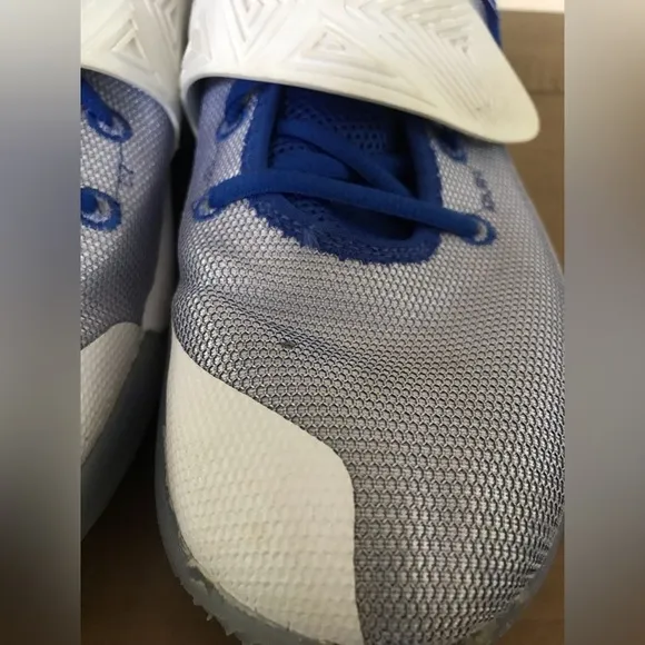 Kyrie Flytrap 3 White Varsity Royal Men’s Basketball Shoes - size 11