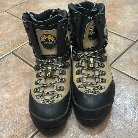 La Sportiva Ice Climbing Boots Leather Mens Size 44 or 10.75