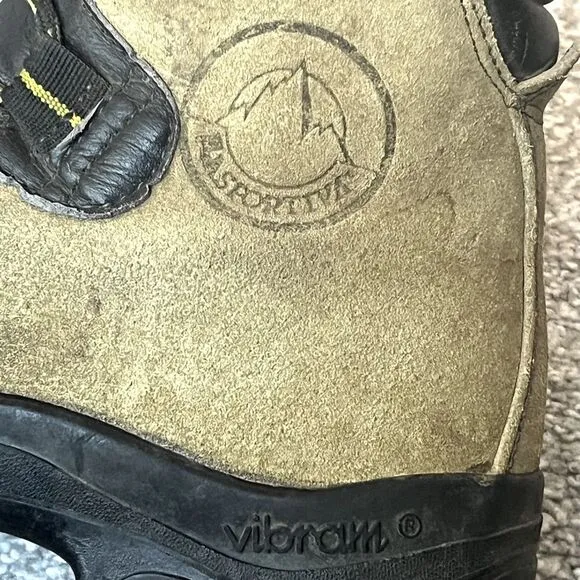 La Sportiva Makulu Mountain Climbing Mountaineering Boots, Womens US 7B, EUR 38B