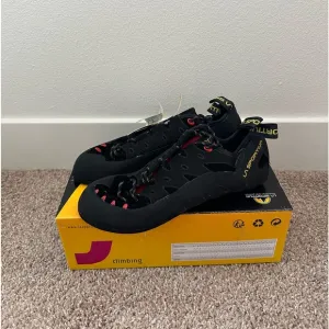 La Sportiva Tarantula Climbing Shoe
