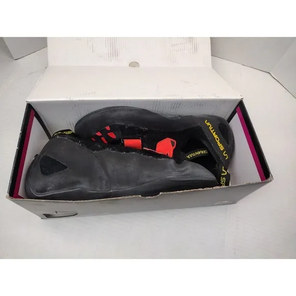 La Sportiva Tarantula Climbing Shoes BLK/Poppy M10.5 W11.5 LS30J