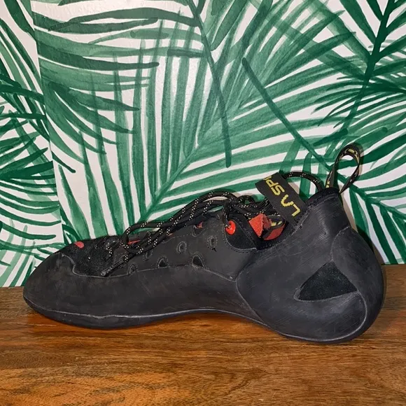 La Sportiva Tarantulace Black/Red Rock Climbing Shoes Men’s 11.5