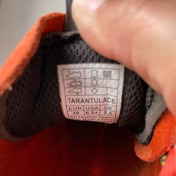 La Sportiva Tarantulace Climbing Shoes