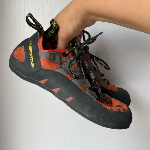 La Sportiva Tarantulace Climbing Shoes