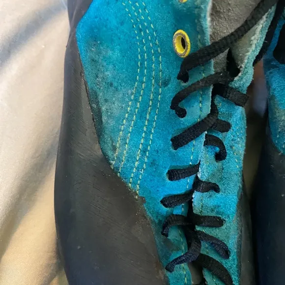 La Sportiva Teal and Black ‘Climbing On The Moon’ Climbing Shoes with new soles