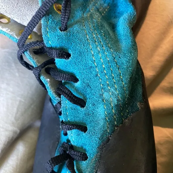 La Sportiva Teal and Black ‘Climbing On The Moon’ Climbing Shoes with new soles