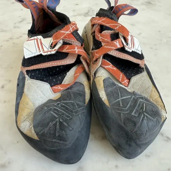 La Sportiva Womens Solution Climbing Shoes Euro 38 US 7/7.5 $199 Retail