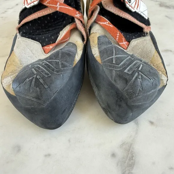 La Sportiva Womens Solution Climbing Shoes Euro 38 US 7/7.5 $199 Retail