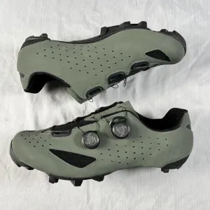 Lake MX238 Wide Gravel Cycling Shoe Mens Size 13.5 Bike Shoes