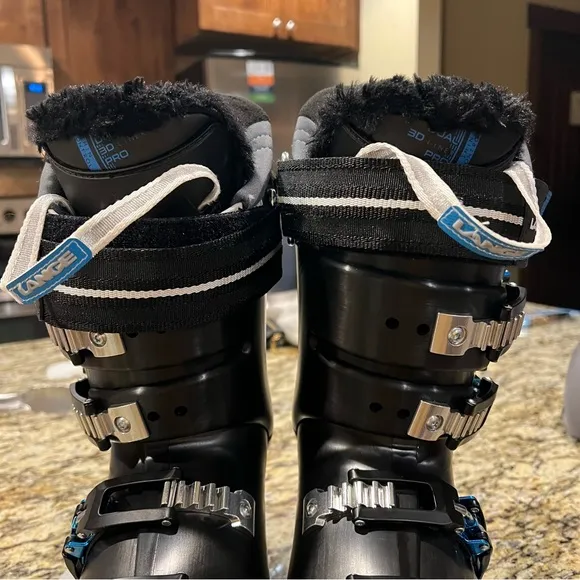 Lange Rx 110 women’s ski boots
