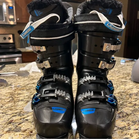 Lange Rx 110 women’s ski boots