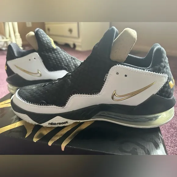 LeBron 17 Low 'Metallic Gold'; men’s size 9